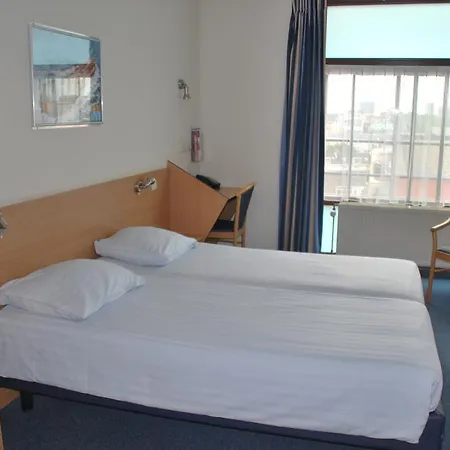 Maritime Hotel Rotterdam-3